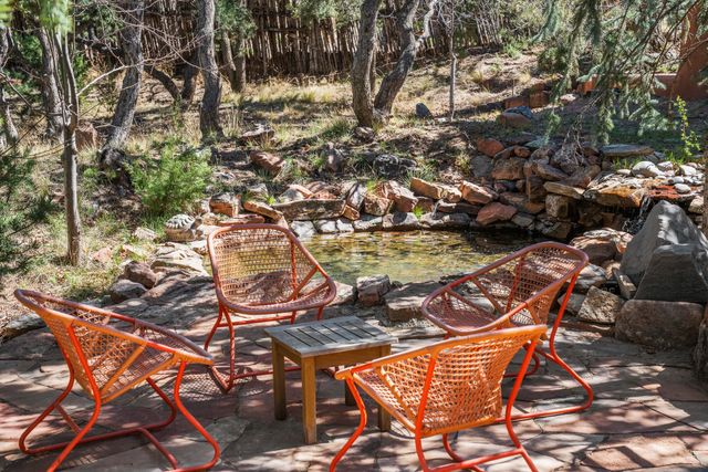 613 Camino Del Monte Sol, Santa Fe, NM 87505