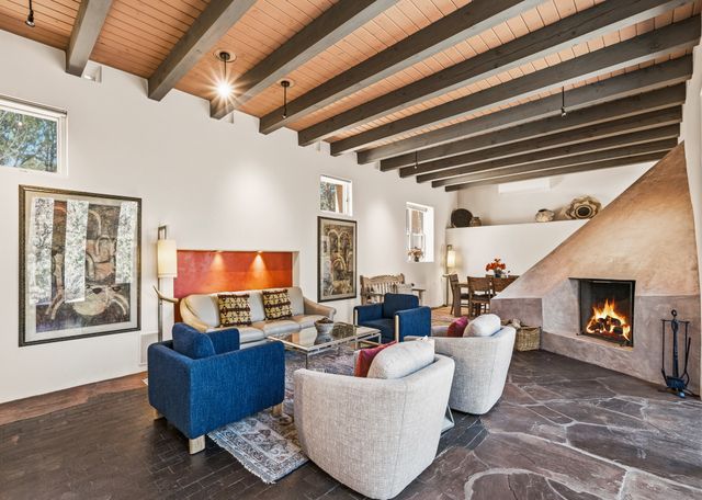 613 Camino Del Monte Sol, Santa Fe, NM 87505