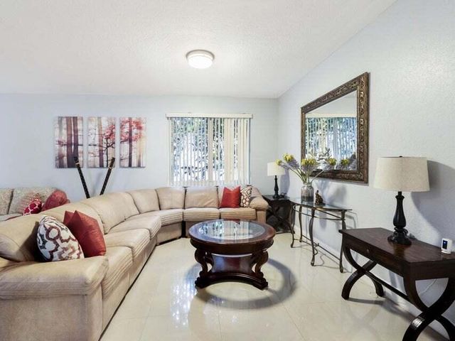 846 Gazetta Way, West Palm Beach, FL 33413