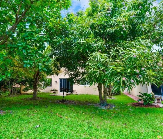 846 Gazetta Way, West Palm Beach, FL 33413