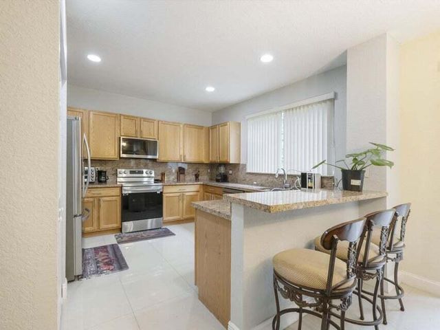 846 Gazetta Way, West Palm Beach, FL 33413