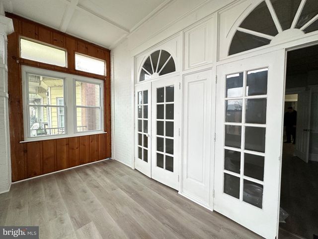 5424 WALNUT ST, Philadelphia, PA 19139