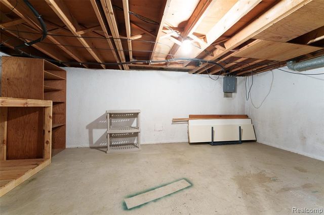 11514 N Haggerty Road, Plymouth, MI 48170