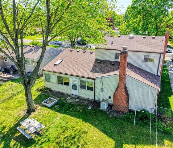 11514 N Haggerty Road, Plymouth, MI 48170