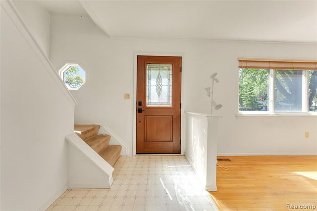 11514 N Haggerty Road, Plymouth, MI 48170