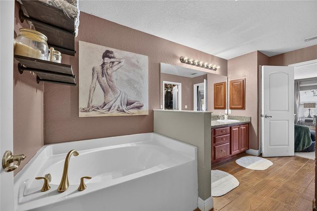 10747 STANDING STONE DRIVE, Wimauma, FL 33598