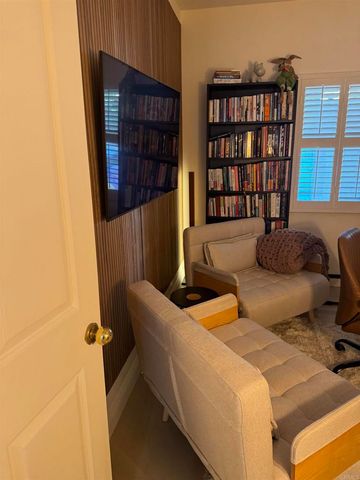 7009 El Fuerte Street, Carlsbad, CA 92009