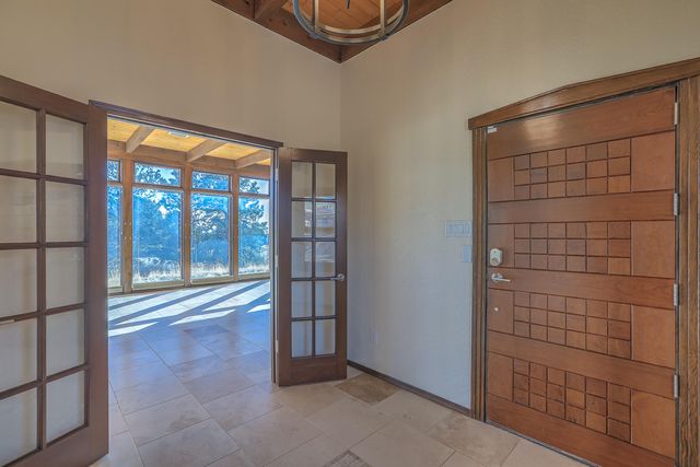 1180 Laurel Place NE, Albuquerque, NM 87122