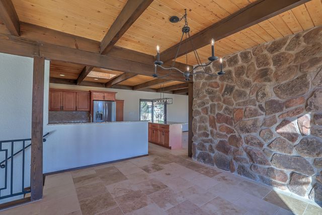 1180 Laurel Place NE, Albuquerque, NM 87122