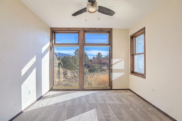 1180 Laurel Place NE, Albuquerque, NM 87122