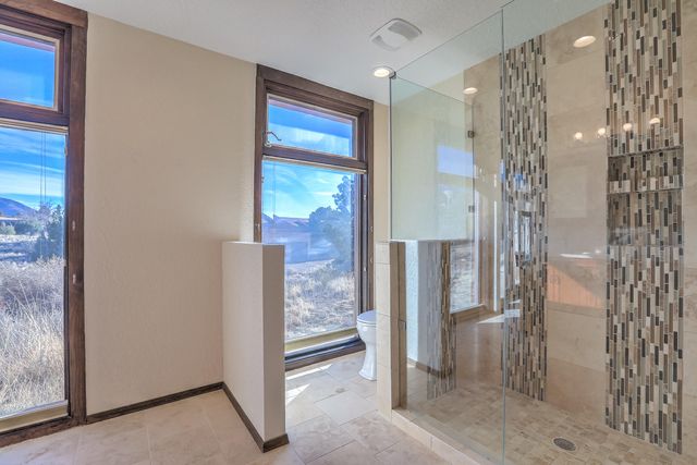 1180 Laurel Place NE, Albuquerque, NM 87122