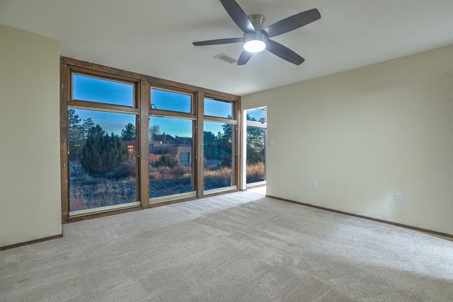 1180 Laurel Place NE, Albuquerque, NM 87122