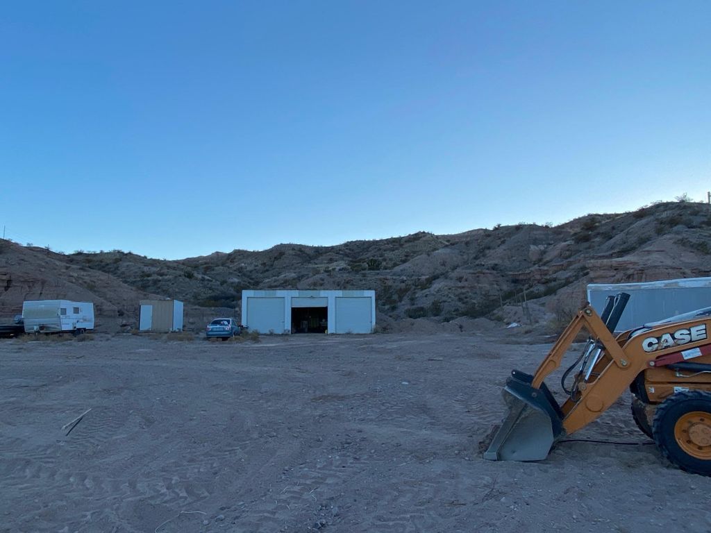 Image 29 of property listing at Address unavailable.