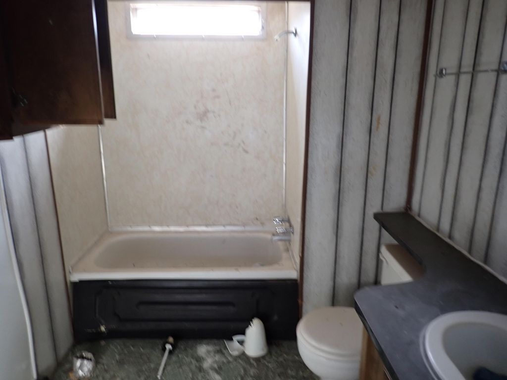 Image 37 of property listing at Address unavailable.