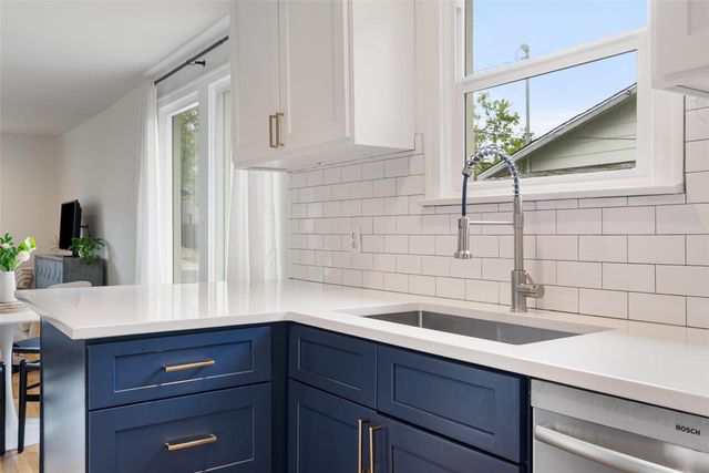 1410 Sanchez ST, Austin, TX 78702