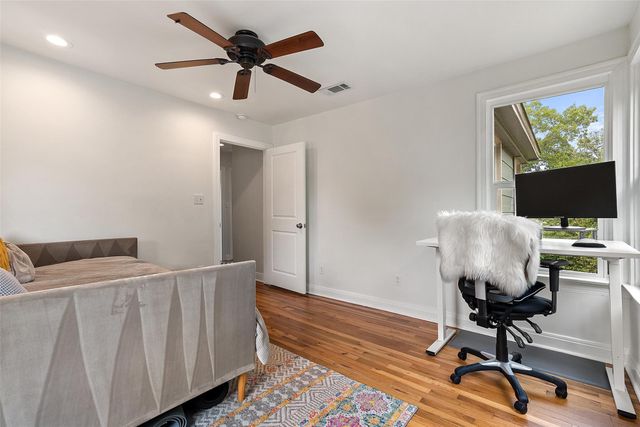 1410 Sanchez ST, Austin, TX 78702