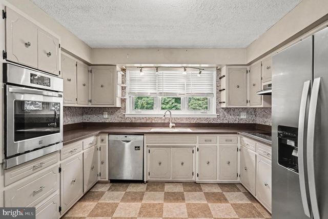 1604 BULLS LN, Joppa, MD 21085
