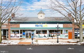 121 W MAIN STREET, Moorestown, NJ 08057