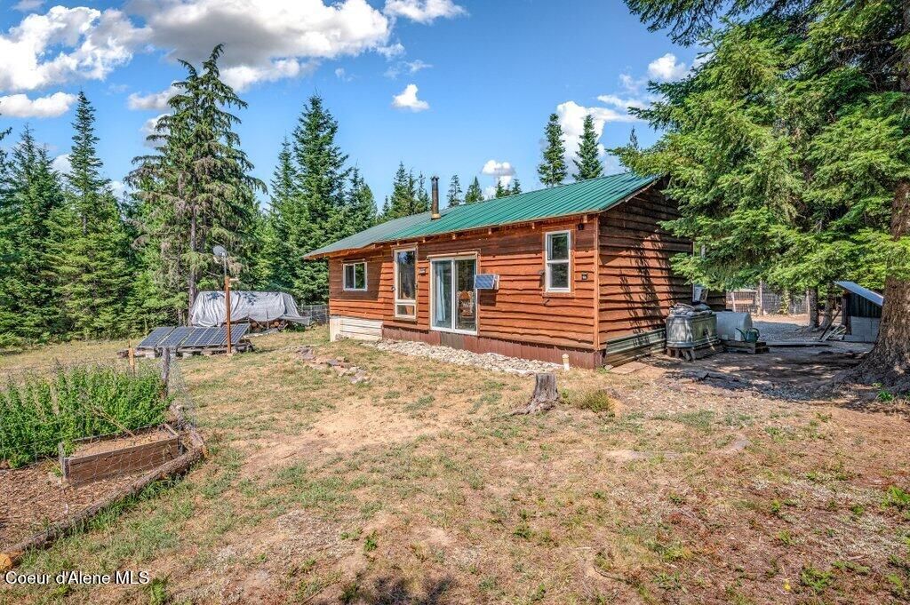 388 Trillium LN, Moyie Springs, ID 83845 photo 3