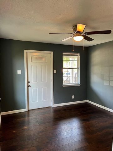 6623 Avenue S, Houston, TX 77011