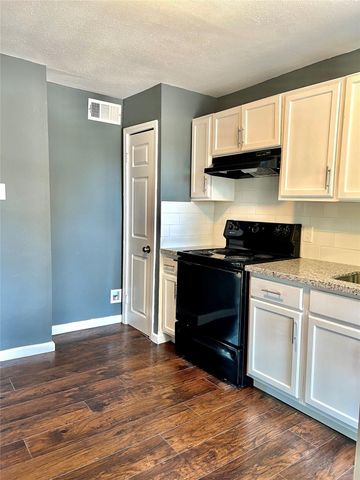 6623 Avenue S, Houston, TX 77011