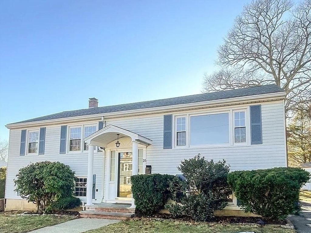 25 Westmoor Rd, Boston, MA 02132