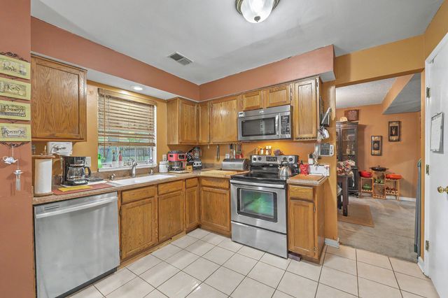 8475 Scotts Mill Drive, North Charleston, SC 29420
