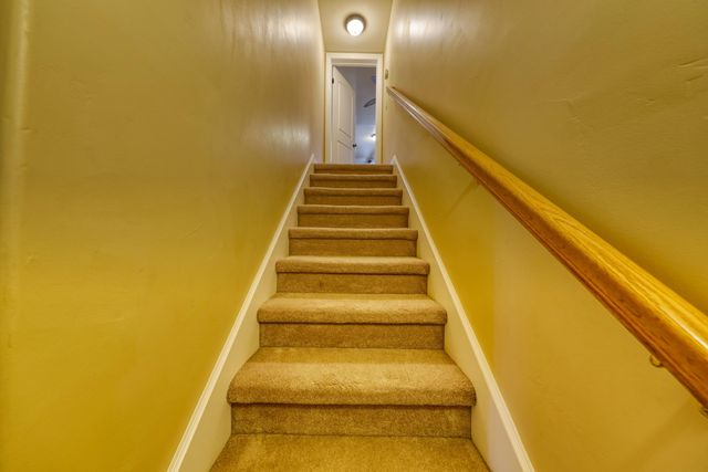 24281 Jacaranda Drive, Tehachapi, CA 93561