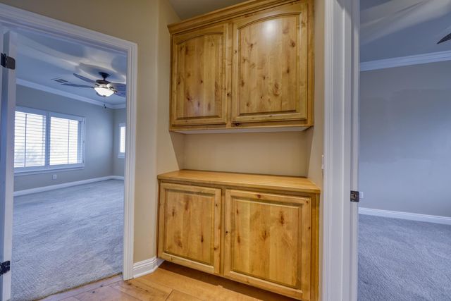 24281 Jacaranda Drive, Tehachapi, CA 93561