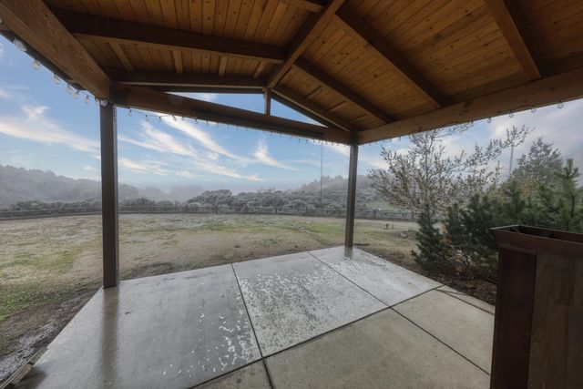 24281 Jacaranda Drive, Tehachapi, CA 93561