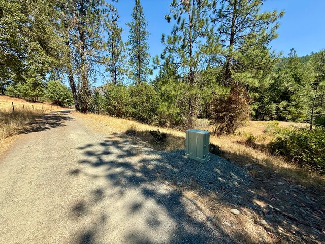 Hwy 238 10308129, Applegate, OR 97530