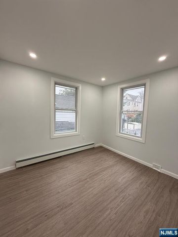 407 Elm Street House, Kearny, NJ 07032