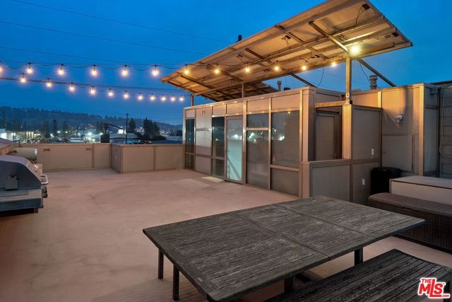 3240 Casitas Avenue, Los Angeles, CA 90039