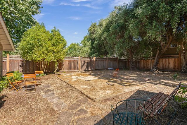 15745 Peach Hill Road, Saratoga, CA 95070