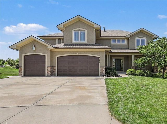 8440 Brunswick Street, Lenexa, KS 66227