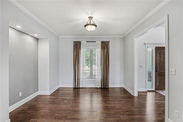 8440 Brunswick Street, Lenexa, KS 66227