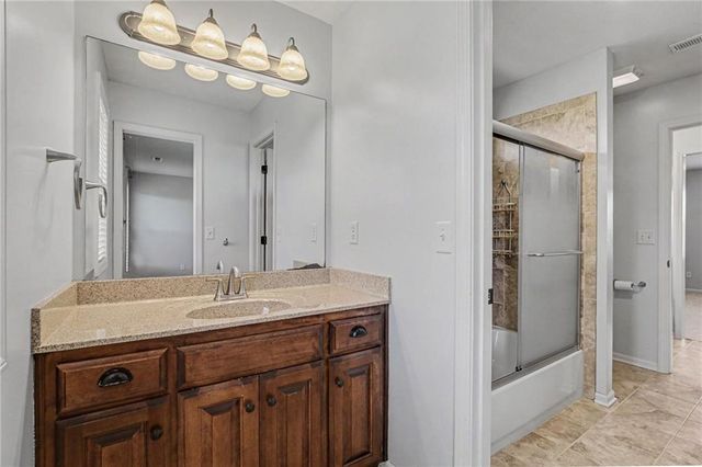 8440 Brunswick Street, Lenexa, KS 66227