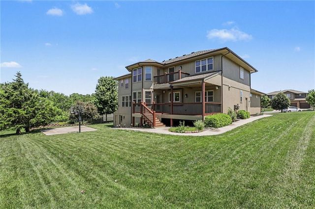 8440 Brunswick Street, Lenexa, KS 66227