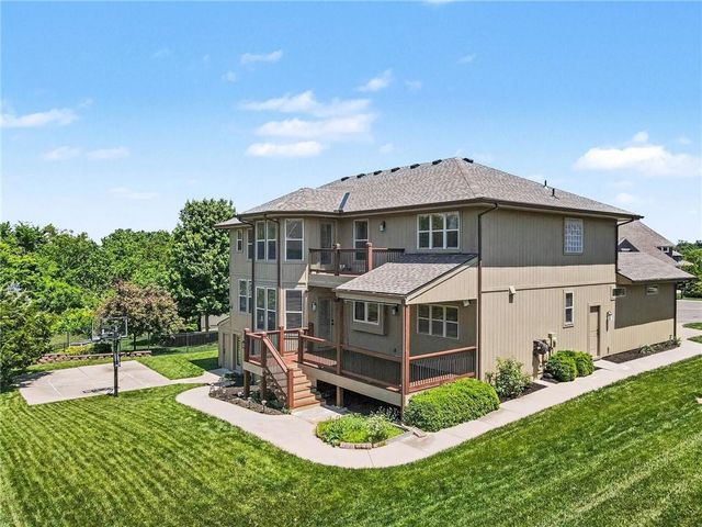 8440 Brunswick Street, Lenexa, KS 66227