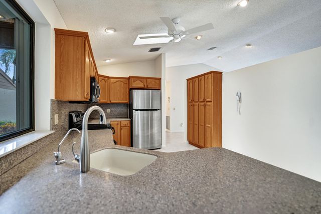 2395 NW 15th Street, Delray Beach, FL 33445