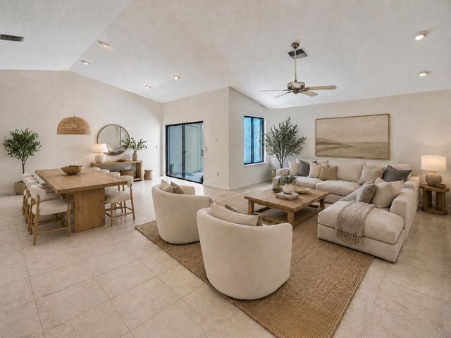 2395 NW 15th Street, Delray Beach, FL 33445