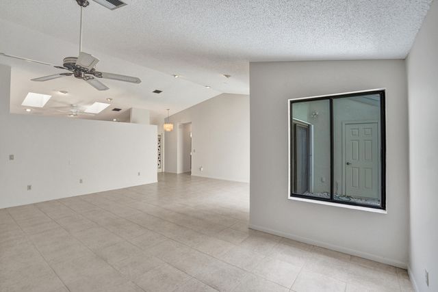 2395 NW 15th Street, Delray Beach, FL 33445
