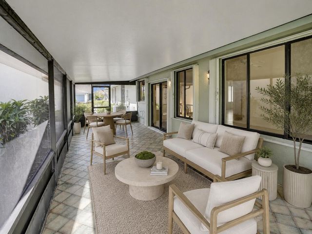 2395 NW 15th Street, Delray Beach, FL 33445