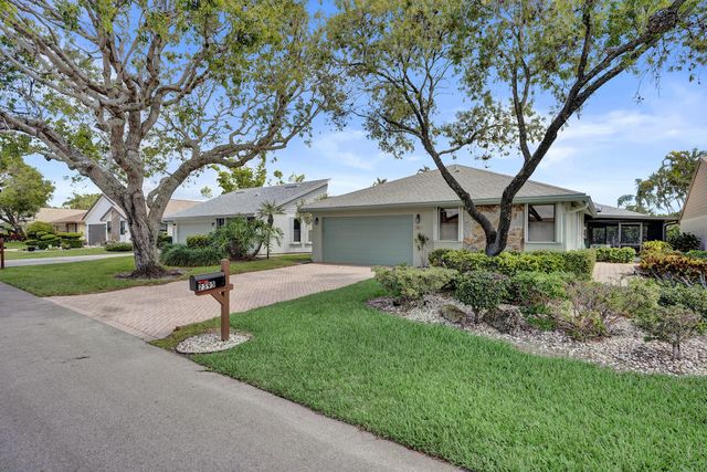 2395 NW 15th Street, Delray Beach, FL 33445