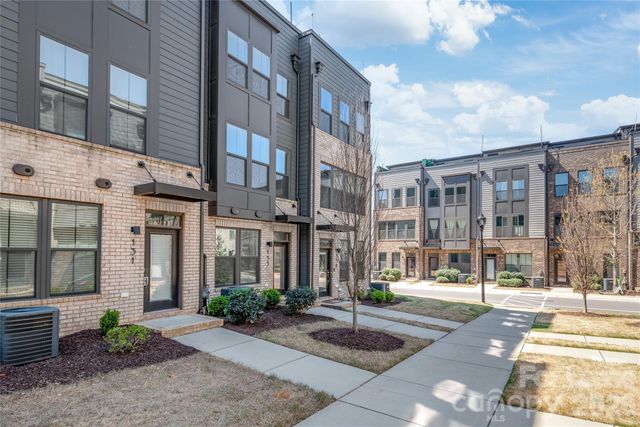 135 Music Hall Way, Charlotte, NC 28203