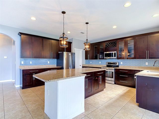 4736 POINTE O WOODS DRIVE, Wesley Chapel, FL 33543