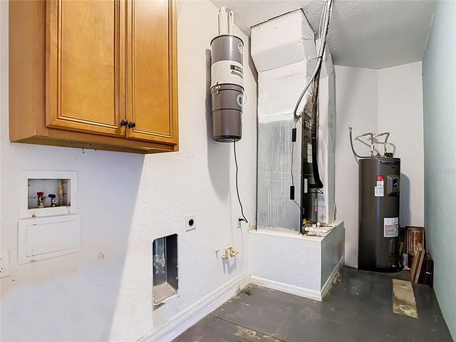 4736 POINTE O WOODS DRIVE, Wesley Chapel, FL 33543