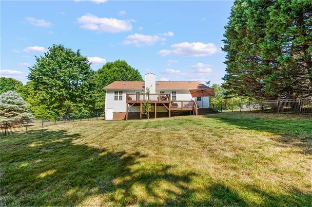 7900 Mccreedy Drive, Oak Ridge, NC 27310
