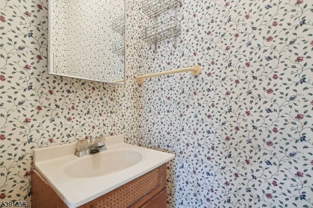 327 Manning Ave, North Plainfield Boro, NJ 07060