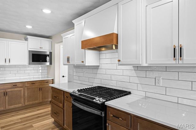 1228 Ole Town Bridge Drive, O'fallon, IL 62269